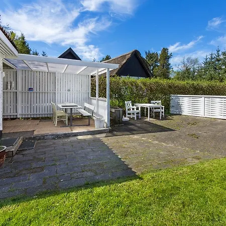 Three-bedroom Holiday In Casa de Férias *