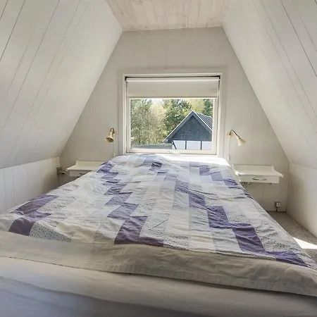 Three-bedroom Holiday In *